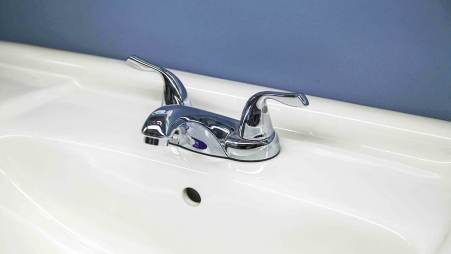 Water faucet and sink